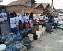 Kowarteg Ganjar Salurkan Bantuan Air Bersih Untuk Ibu-Ibu Prasejahtera - JPNN.com