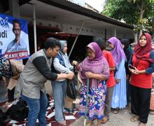 Persis dan Sahabat Sandiaga Uno Gelar Sembako Murah di Cimahi - JPNN.com