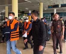 KPK Gelandang 5 Tersangka Korupsi Uang Ketok Palu RAPBD ke Lapas Jambi - JPNN.com