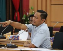 Panggil Pansel Dirut BRK Syariah, DPRD Riau Beri Peringatan Tegas - JPNN.com