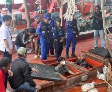 Baharkam Polri Tangkap 2 Kapal Vietnam yang Lakukan Illegal Fishing di Natuna Utara - JPNN.com
