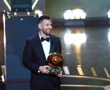 Sah! Lionel Messi Raih Ballon d'Or 2023, Cetak Rekor - JPNN.com