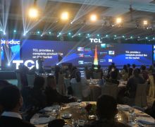 TCL Rayakan Pertumbuhan Bisnis dengan Seluruh Dealer di Bali - JPNN.com