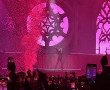 3 Berita Artis Terheboh: Adhisty Zara Tanding Tinju, Konser Bring Me The Horizon Dihentikan - JPNN.com