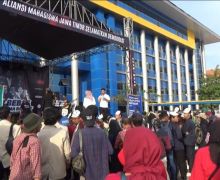 Ribuan Mahasiswa Gelar Mimbar Bebas Untuk Kritik Jokowi dan Tolak Dinasti Politik - JPNN.com