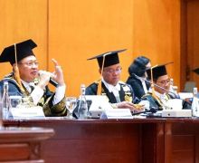 Uji Mahasiswa Doktor Universitas Terbuka, Bamsoet Dukung Penerapan Smart City di Indonesia - JPNN.com