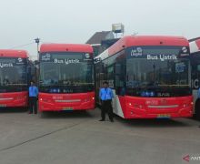 Transjakarta Mengoperasikan 22 Bus Listrik Baru untuk 2 Rute Ini - JPNN.com