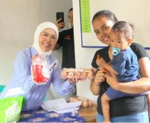 Cegah Stunting, Intan Fauzi DPR Bagikan Ribuan Paket Pangan untuk Warga Depok - JPNN.com