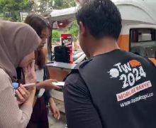 Pengunjung Blok M Antusias Mendatangi Mobil Ide Rakyat - JPNN.com