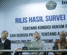 Survei Indopol: Imbas Putusan MK, Kepuasan Terhadap Kinerja Pemerintahan Jokowi Merosot - JPNN.com