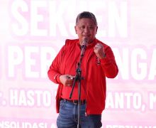 Baliho Ganjar - Mahfud MD Tak Semasif Kandidat Lain, KTP Sakti Jadi Pengganti - JPNN.com