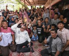 Anies Janjikan Infrastruktur Mikro dan Kenalkan Bansos Plus di Kampung Kumuh Riau - JPNN.com