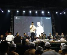 Puluhan Ribu Warga Berselawat Bareng Ganjar dan Habib Zaidan di Temanggung - JPNN.com