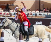 Muhammad Yahya Ayyash Meraih Peringkat Tiga pada Kejuaraan Dunia Panahan Berkuda - JPNN.com