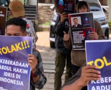 Mahasiswa Menolak Direktur Eksekutif Pusat Studi Uighur Saat Hadiri Diskusi OIC Youth Indonesia - JPNN.com