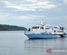 Cuaca Buruk, Ratusan Penumpang Kapal Cepat Batal ke Sabang - JPNN.com