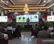 Polda Kalteng Pecat 14 Polisi Bermasalah Sepanjang 2023 - JPNN.com