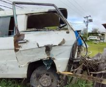 Terlibat Kecelakaan, Sopir Angkot Tewas Ditikam - JPNN.com