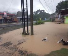 Banjir Merendam 70 Rumah di Agam Sumbar - JPNN.com