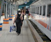 Arus Balik Nataru, Puluhan Ribu Penumpang Naik Kereta Api dari KAI Divre III Palembang - JPNN.com