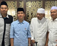 Gibran Sowan ke Ayip Thohir Cirebon, Minta Doa Restu - JPNN.com