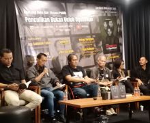 Petrus Sentil Jokowi saat Peluncuran Buku Kasus Penculikan Bukan untuk Diputihkan - JPNN.com