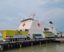 Kapal Rumah Sakit TNI AL Membawa Bantuan Kemanusiaan dari Indonesia untuk Rakyat Palestina - JPNN.com