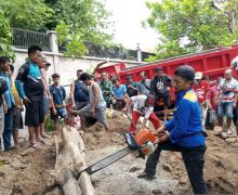 2 Pemotor Tewas Ditabrak Truk Berkelir Merah di Situbondo, Begini Kejadiannya - JPNN.com