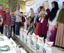 Puluhan Ribu Keluarga di Aceh Terima Terima Bantuan Pangan Tahap Pertama - JPNN.com