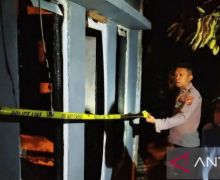 Satu Keluarga Selamat dari Musibah Kebakaran Rumah di Ambon - JPNN.com