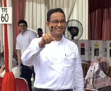 Anies Baswedan Berkata Begini Setelah Mencoblos di TPS 060 Cilandak Barat - JPNN.com