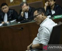 Kasus Korupsi IPDN, Eks Pejabat Kemendagri Dudy Jocom Dituntut 5 Tahun Penjara - JPNN.com