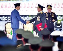 Presiden Tak Salahi Aturan Anugerahi Prabowo Kenaikan Pangkat Istimewa - JPNN.com