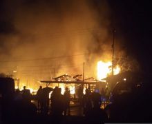 Kebakaran di Bulungan, 5 Unit Rumah Ludes Terbakar, Satu Orang Meninggal Dunia - JPNN.com