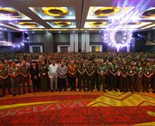 Plh Dirjen Bina Adwil Buka Rakornas Satpol PP & Satlinmas se-Indonesia di Padang - JPNN.com