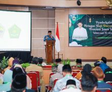 Pj Gubernur Jateng Minta 258 Petugas Haji Beri Pelayanan Terbaik kepada Jemaah - JPNN.com