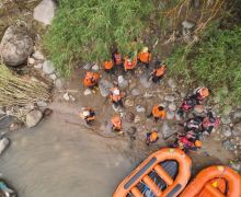 6 Korban Bencana di Pesisir Selatan Masih dalam Pencarian - JPNN.com