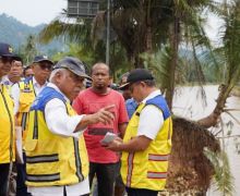 Menteri PUPR Basuki Turun Tangan, Penanganan Banjir Sumbar Ditargetkan Tuntas dalam Dua Pekan - JPNN.com