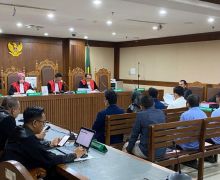 Hakim Tolak Eksepsi Terdakwa Kasus Pidana Pemilu 2024 - JPNN.com