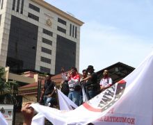 Demo di Mabes Polri, PB KAMI Minta Polisi Berantas Pembuat Oli Palsu Tanpa Pandang Bulu - JPNN.com