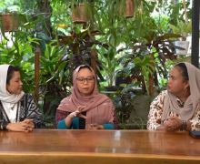 Cerita Alissa Wahid: Gus Dur Hormati Perempuan, Kerap Mencuci Baju di Rumah Saat Ramadan - JPNN.com