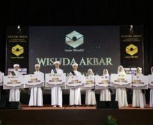 Yayasan Insan Mandiri Wisuda Ratusan Hafidz dan Hafidzah - JPNN.com