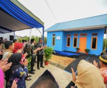 Bangun Rumah Layak Huni di Guntung & Loktuan, Pupuk Kaltim Salurkan Rp630 Juta - JPNN.com
