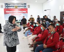 Mensos Risma Dorong Penyandang Disabilitas Belajar Wirausaha, Keren - JPNN.com