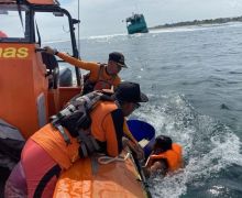 KM Naga Mas Perkasa 58 Kandas di Perairan Jungut Batu Lembongan, Seluruh Awak Kapal Selamat - JPNN.com