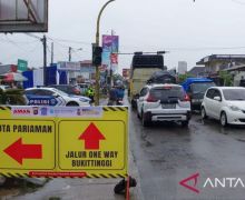 Penerapan One Way Padang - Bukittinggi Efektif Mengurai Macet Arus Mudik - JPNN.com