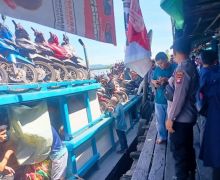 Arus Balik Lebaran, Penumpang Kapal di Pelabuhan Rasau Jaya Naik hingga 100 Persen - JPNN.com