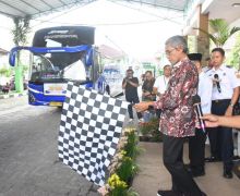 Balik Rantau, Pemprov Jateng Memfasilitasi 3.145 Pemudik dengan Bus Gratis - JPNN.com