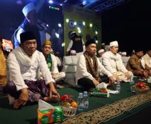 Pj Gubernur Al Muktabar Hadiri Haul Agung Sultan Maulana Hasanuddin Banten, Ini Pesannya - JPNN.com