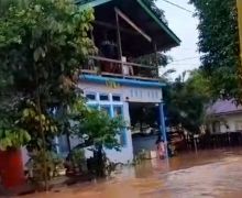350 Rumah di Badau Perbatasan RI-Malaysia Terdampak Banjir - JPNN.com